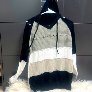 Multicolor soft knit hoodie sweater M